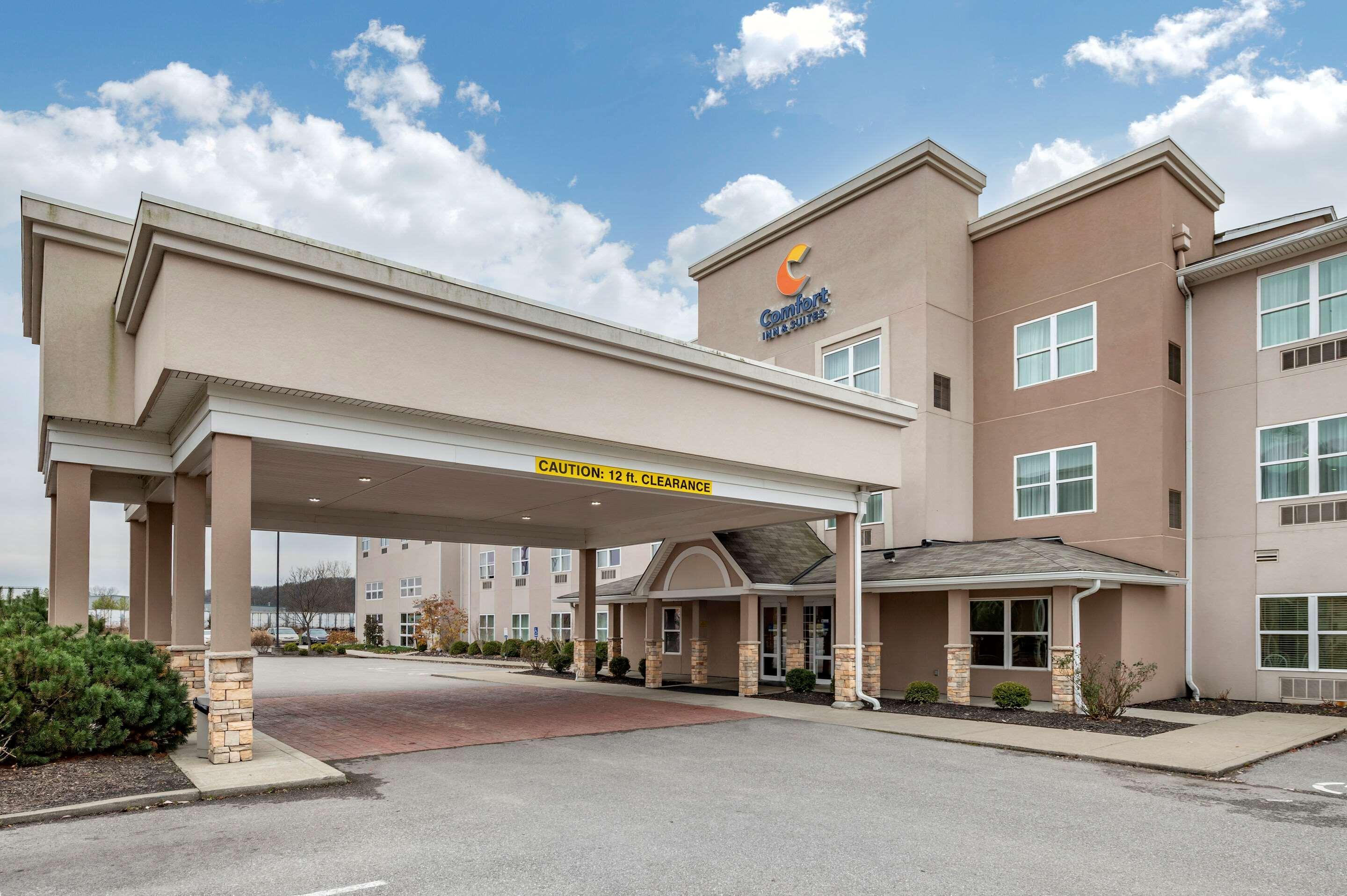 Comfort Inn & Suites Northern Kentucky Wilder Exterior foto